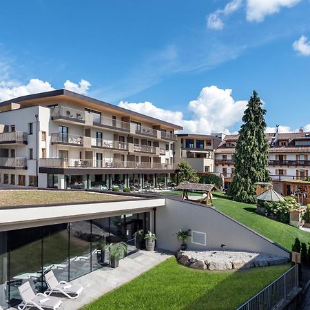 Hotel Langhof Natz-Schabs エクステリア 写真